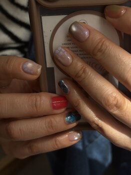 ショートネイル×ニュアンス