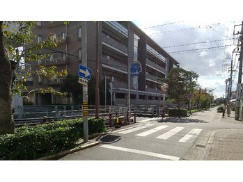 ポーラ ザ ビューティ 本山店(POLA THE BEAUTY)/駐車場の場所（２）