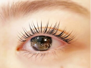 アイラッシュサロン ブルズアイ 金剛店(Bullseye)の写真/40-50代の大人女性多数◇下がりまつげ・瞼の重みが気になるなど年代別のお悩みを解決＊まつげパーマ¥4950！