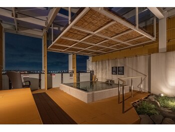 横浜みなとみらい万葉倶楽部/高濃度ナノ炭酸泉