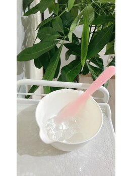 【袋井の美肌脱毛サロン】yamaki/美容成分たっぷりのジェル