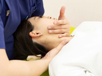 整体院こもれび 前橋院の写真/しつこい肩こり、首痛の改善に！全身のバランスを整え不調が起きにくい身体に導きます◎【群馬/前橋/整体】