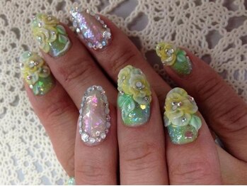 シュエット(Chouette)/キラキラホロ×緑×３Dアート