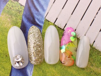 ネイルサロン ティディ(TIDY)/デニムに似合う春フラワーネイル