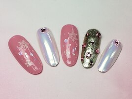 ミラー、ストーン、雪の結晶