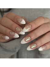 ネイルアトリエビー(nail atelier be’)/個性派フレンチ