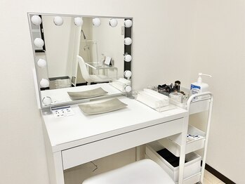 ポーラ 緑園都市店(POLA)/メークコーナー