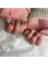 ビジュー(Bijou)/個性派ニュアンスネイル