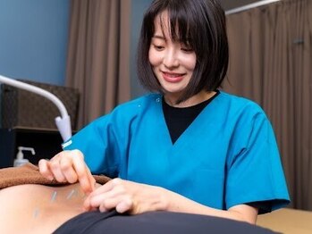 荻窪たんぽぽ整骨院の写真/ゴールドフィンガー(金属機器)やEMSを使用し、より身体の深層にアプローチ◎原因不明の不調や痛みにも!