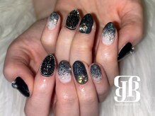 ネイルサロンレイアス(RAYAS)/ピクシーネイル