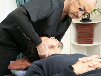 伸整体院の写真/首・肩コリの原因の根本を改善し、つらさを改善！施術後のスッキリ感が違います♪