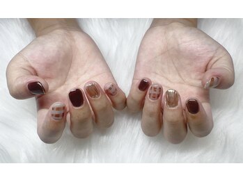 チェックネイル