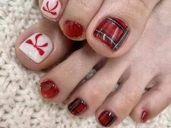チェックのフットネイル7700円