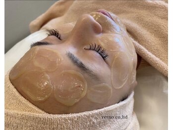 リルビー(Lilby)の写真/感動の艶肌へ。フェイシャルワックスで毛穴汚れや産毛をスッキリ。施術直後から驚きのつるすべ肌に！