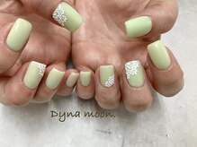 ダイナ ムーン(Dyna moon.)/手描きレースネイル