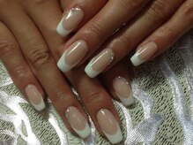 シュエット(Chouette)/フレンチの根本にストーンを★