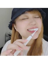 ホワイトニングバー 名古屋栄店/有名ものまねタレントもご来店☆