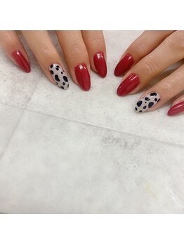 ルチェーレ(Lucere)/ダルメシアンネイル