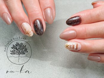 ワンカラーからXmasデザインに…