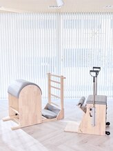 《整体×マシンピラティススタジオ》La pilates　新宿御苑店【ラ ピラティス】/様々なマシンを使います！
