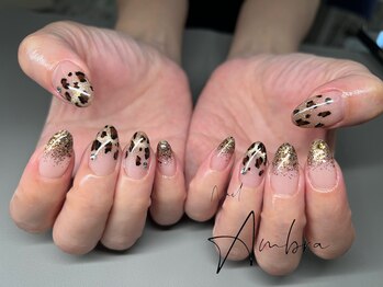 ネイルアンブラ 天王寺店(Nail Ambra)の写真/こだわり派必見♪綺麗め系～大人シンプル系まで☆カラー豊富で理想の指先に!【アート放題A￥8700】