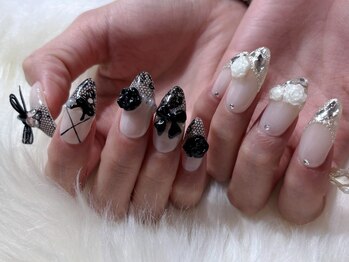 つけ放題　レースネイル