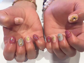 アース ネイルアイラッシュ 前橋店(EARTH Nail&Eyelash)/パーツデザイン￥12000