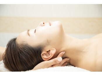 メイクアップスタジオ ウィッシュ(Make up Studio Wish!)/骨から美を造る小顔整顔