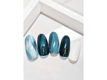 エミリアンフォーネイル(eMilian for NAIL)