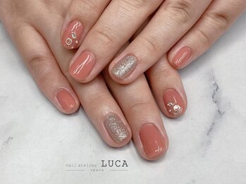 ネイルアトリエルカ(nail atelier LUCA)/M-71 大人上品ビジューネイル