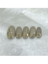 アミュレット(AMULET)/10月定額　6050円(税込)