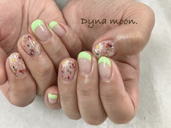 ネオンフレンチネイル