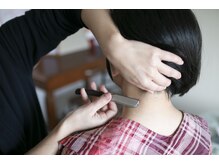 ユウビ(yuubi)/うなじシェービング