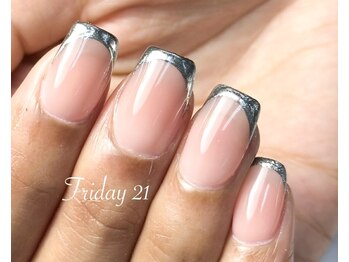フライデートゥエンティーワン(Friday 21)/ミラーフレンチネイル