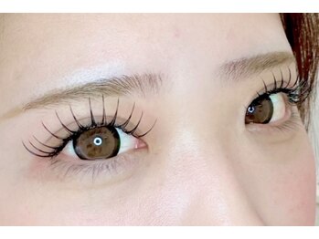 マム(MUM)の写真/大人気Lカール★理想のパッチリ束感まつげに◎