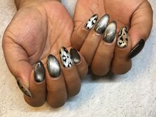 ラウト デコレーションアンドネイルサロン(Lauto Decoration&Nail Salon)/ヒョウ柄マグネットネイル
