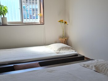 ミヨシ(MIYOSHI)/サロン内観