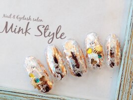 キラキラゴージャスネイル