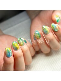 〈　ニュアンスネイル　〉