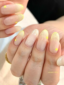 ネイルサロン ブリスト 新宿店(Nail Salon Blisst)の写真/【新規平日オフ無料】ケア&フォルムも重視★長持ち美爪仕上げで大人女子にも高評◎こだわり繊細アートも！