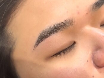 amuuulet【まつげパーマ/眉毛/アイブロウ/メンズ眉毛】の写真/【メンズ眉毛/仙台】好印象は眉で決まる!清潔感UPのアイブロウWAX。仕事もプライベートも自信が持てる顔へ