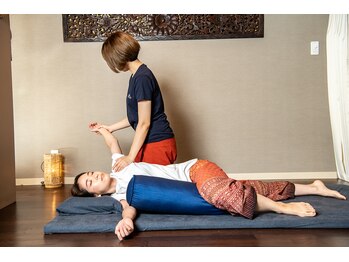 ワイガーデン 池袋店/タイ古式マッサージ☆ストレッチ