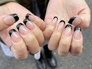 ブラック×フレンチネイル