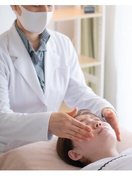 プラチナサロン 六本木/#美容鍼　#むくみ改善　＃小顔