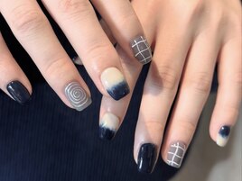 寒色ニュアンスネイル