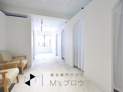 エムズアイブロウ 大阪梅田店(M’sアイブロウ)の写真