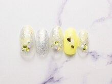 池袋ネイルサロン イイネイル(Ee-Nail)/キラリイエローネイル全員￥8500