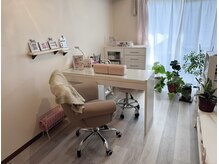 緑がたくさんの明るいサロンです☆