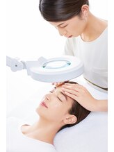 ウビクエ なんばマルイ店(UBIQUE)/肌診断