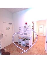 アールイーエム(R.E.M)/女性専用シューズボックス